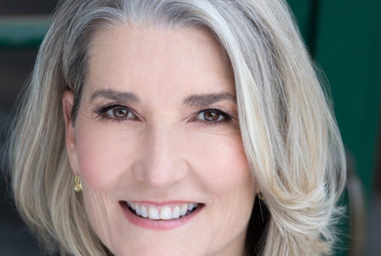 Headshot of Amy C. Edmondson from the shoulders up smiling.
