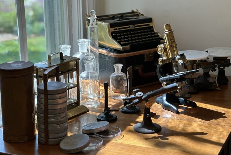 Artifacts from an early-20th century U-M microbiology laboratory