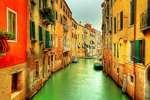 Canal – Venice, Italy by Mustafa Wahid