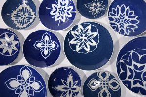 Snowflake Flower Plates by Nancy Bulkley, photograph by David Velez Felix.