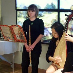 students performing Chinese music