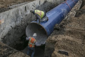 Flint water pipes being dug up last winter
