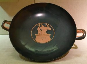 Wine drinking cup (kylix)