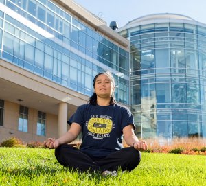 hotograph of Mae Huynh by Austin Thomason. High resolution version available upon request.