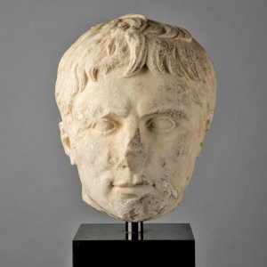 head of Roman emperor