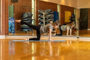 Virtual PiYo combines the muscle-sculpting, core-firming benefits of Pilates with the strength and flexibility advantages of yoga.