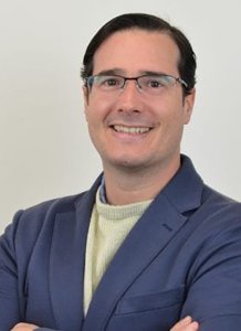 Dr. Carlos Cruchaga