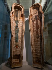 View of the open coffin of Djehutymose.
