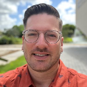 Color photo of Zachary Levenson