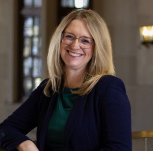 headshot of Dr. Kathryn Cramer Brownell