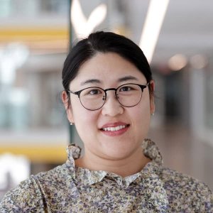 Dr. Qi Wang Headshot