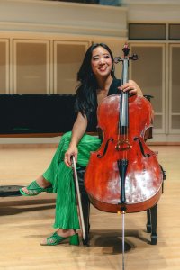 Megan Yip, cello