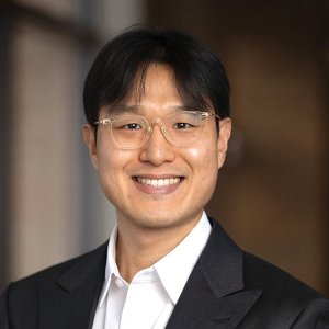 Professional Headshot of of Jin Young Kim