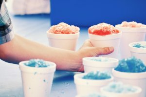 Red and blue snow cones are perfect for a summer day or a local carnival. www.instagram.com/AwCreativeUThttps://www.etsy.com/shop/AwCreativeUT