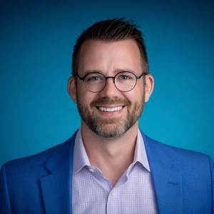 Headshot of Marcial Lapp