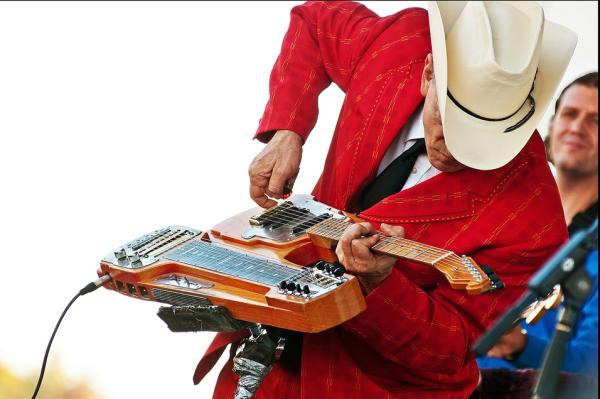 Junior Brown