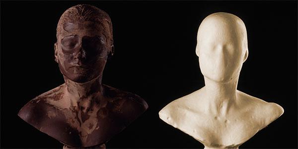 Janine Antoni, "Lick and Lather"