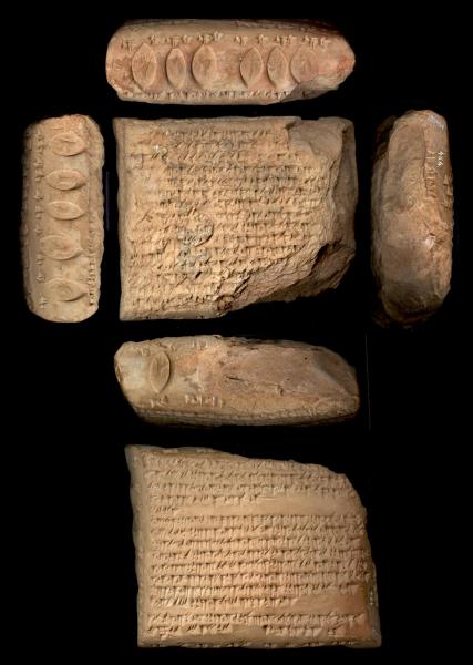Cuneiform tablet
