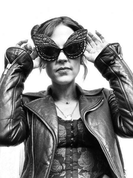 Amanda Shires: The Atmosphereless Tour