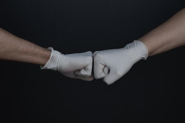 Fistbump with Gloves