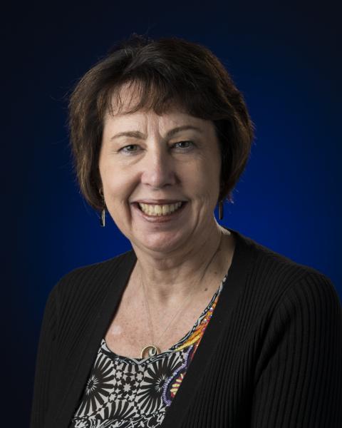 Dr. Nicola Fox