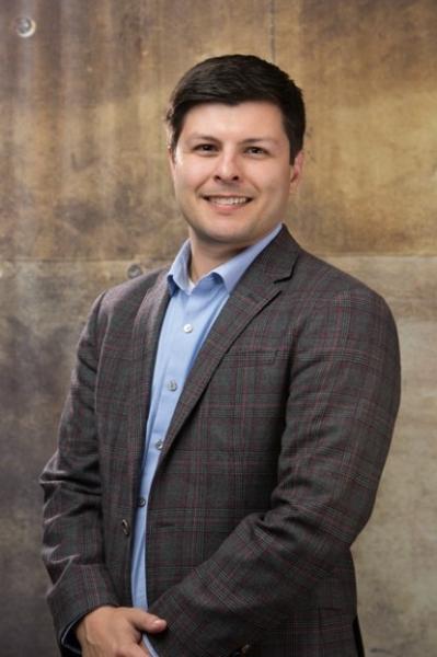Dr. Chris Limbach