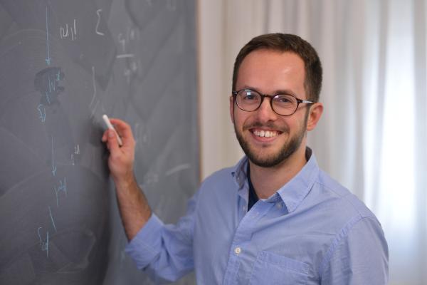 Ari Shnidman