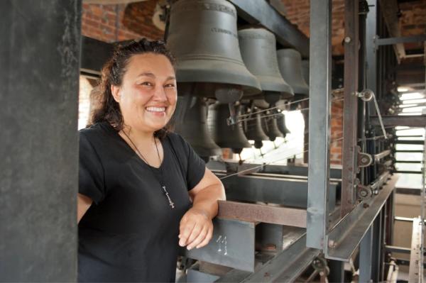Dr. Linda Dzuris, carillon: "The Bells of Ann Arbor"