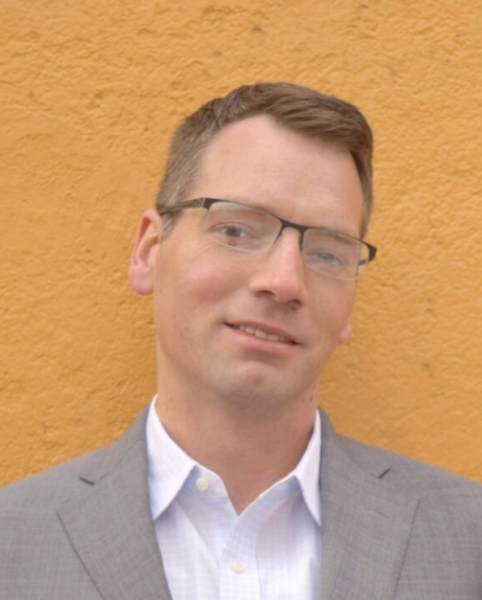 Headshot of Tim Cernak