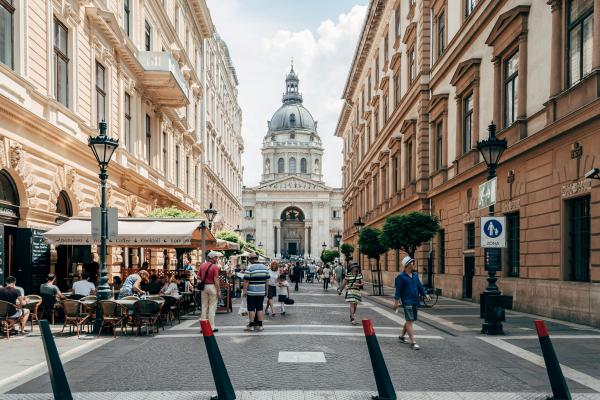 streetview of Budapest, Hungary--one of many locations you can study STEM subjects abraod with CGIS!