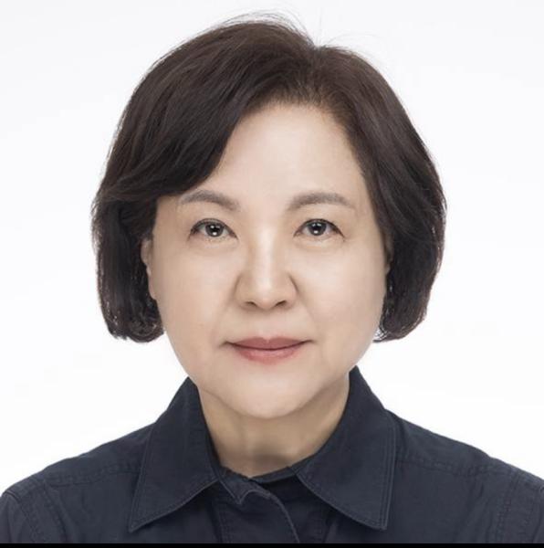 Headshot of speaker