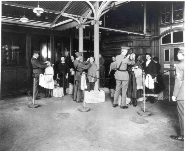 Health inspections at Ellis Island