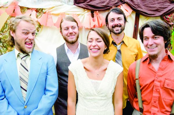 Lindsay Lou & The Flatbellys