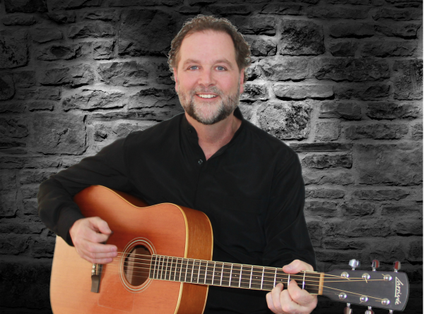 Jerry Mills is an internationally acclaimed singer/songwriter, storyteller and l