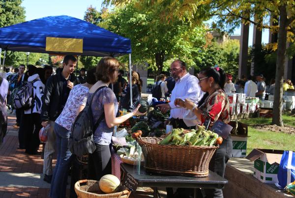 M Farmers' Market