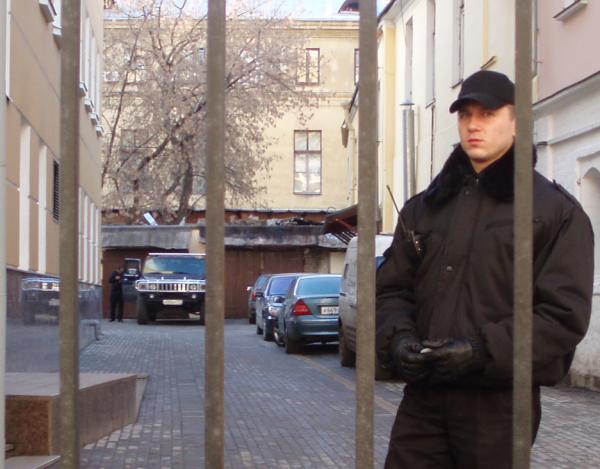 Moscow Gaze 2007 by Irina Aristarkhova