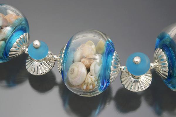 Day at the Beach Necklace (detail) by Lisa Walsh, photograph by Larry Sanders.