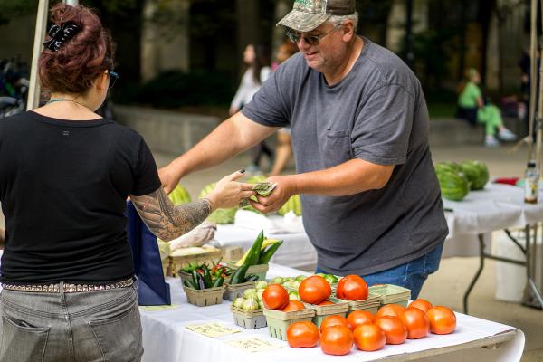 M Farmers Market
